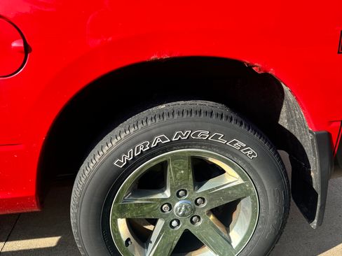 Used 2015 RAM 1500 Express image 6