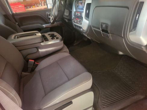 Used 2015 GMC Sierra 2500 SLE w/ SLE Preferred Package image 12