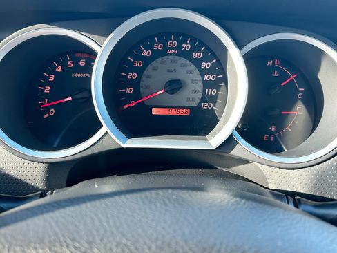 Used 2006 Toyota Tacoma 4x4 Access Cab V6 image 15