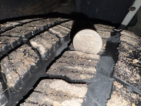 Used 2015 RAM 2500 Tradesman w/ Chrome Appearance Group image 9