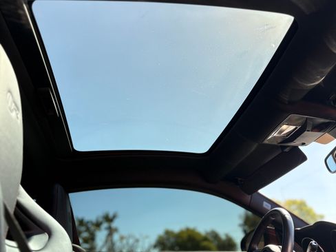 Used 2015 Jaguar F-TYPE R RWD image 29