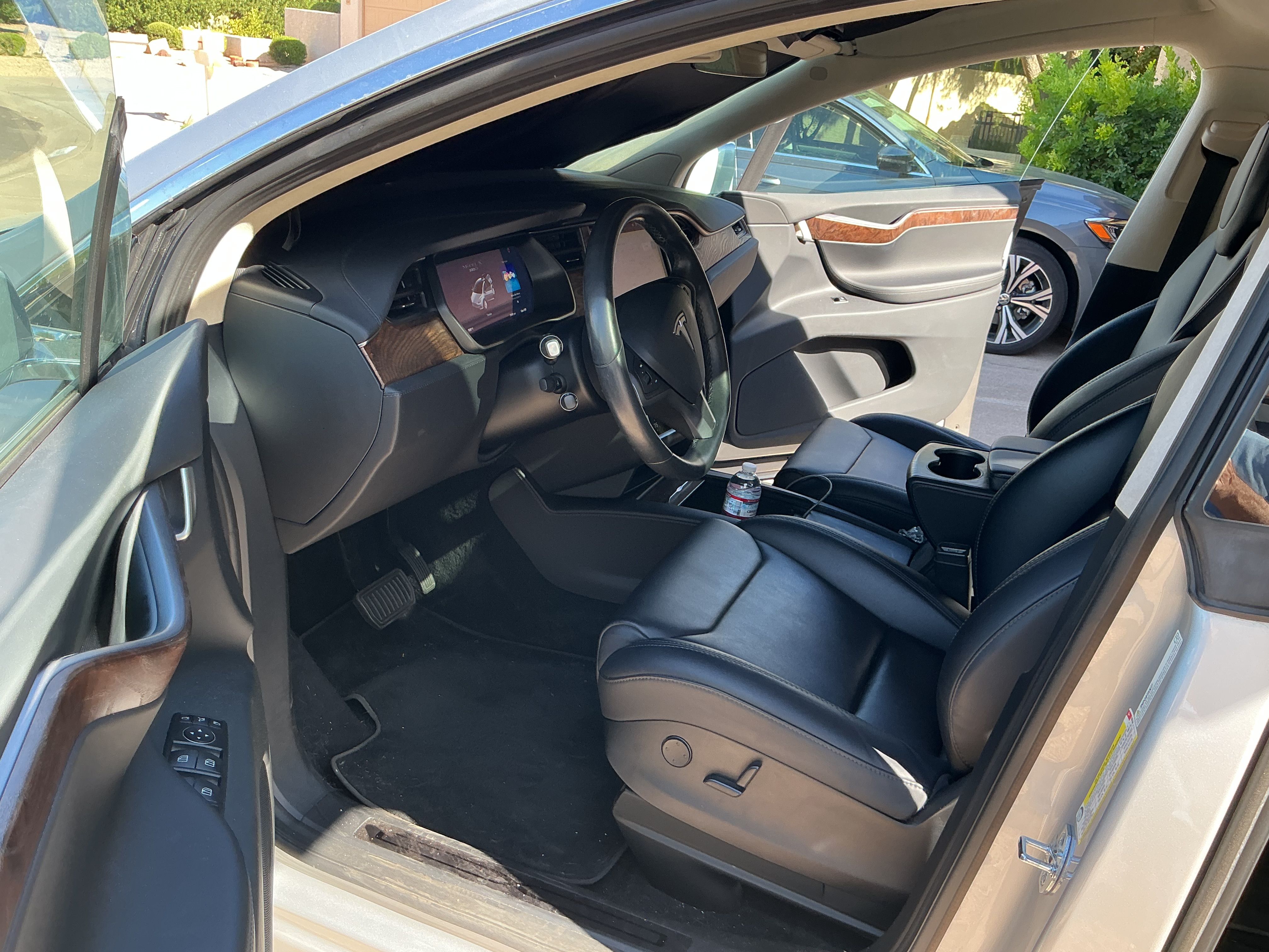 Used 2018 Tesla Model X 100D AWD/4WD image 5