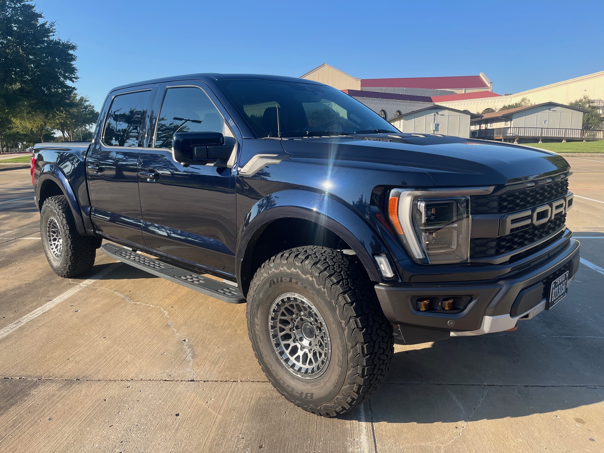 Used 2021 Ford F150 Raptor w/ Equipment Group 801A High AWD/4WD image 2