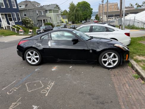 Used 2003 Nissan 350Z Touring RWD image 4