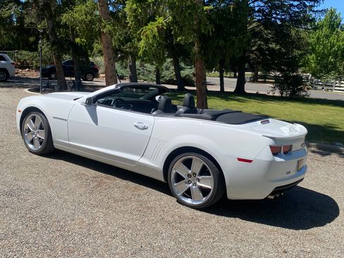 Used 2013 Chevrolet Camaro LT w/ RS Package RWD image 2