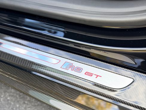 Used 2023 Audi R8 V10 GT image 16