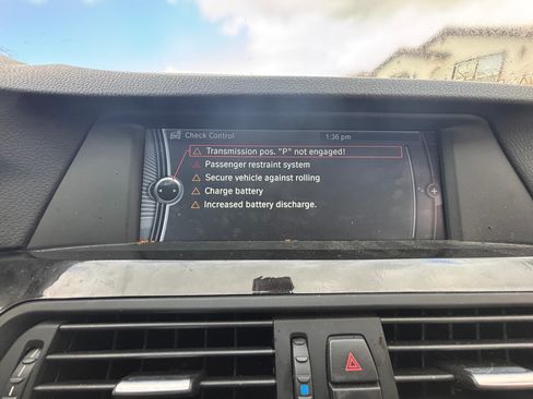 Used 2012 BMW 528i Sedan image 13