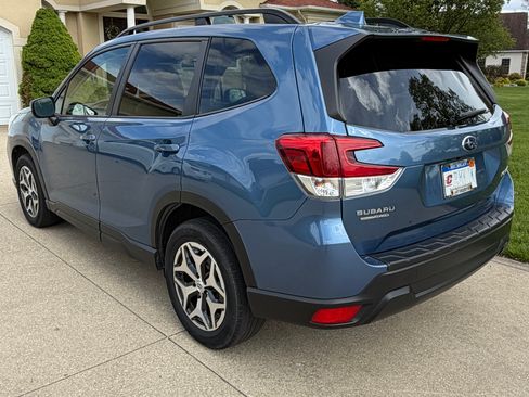 Used 2019 Subaru Forester Premium w/ Popular Package #1 AWD/4WD image 5