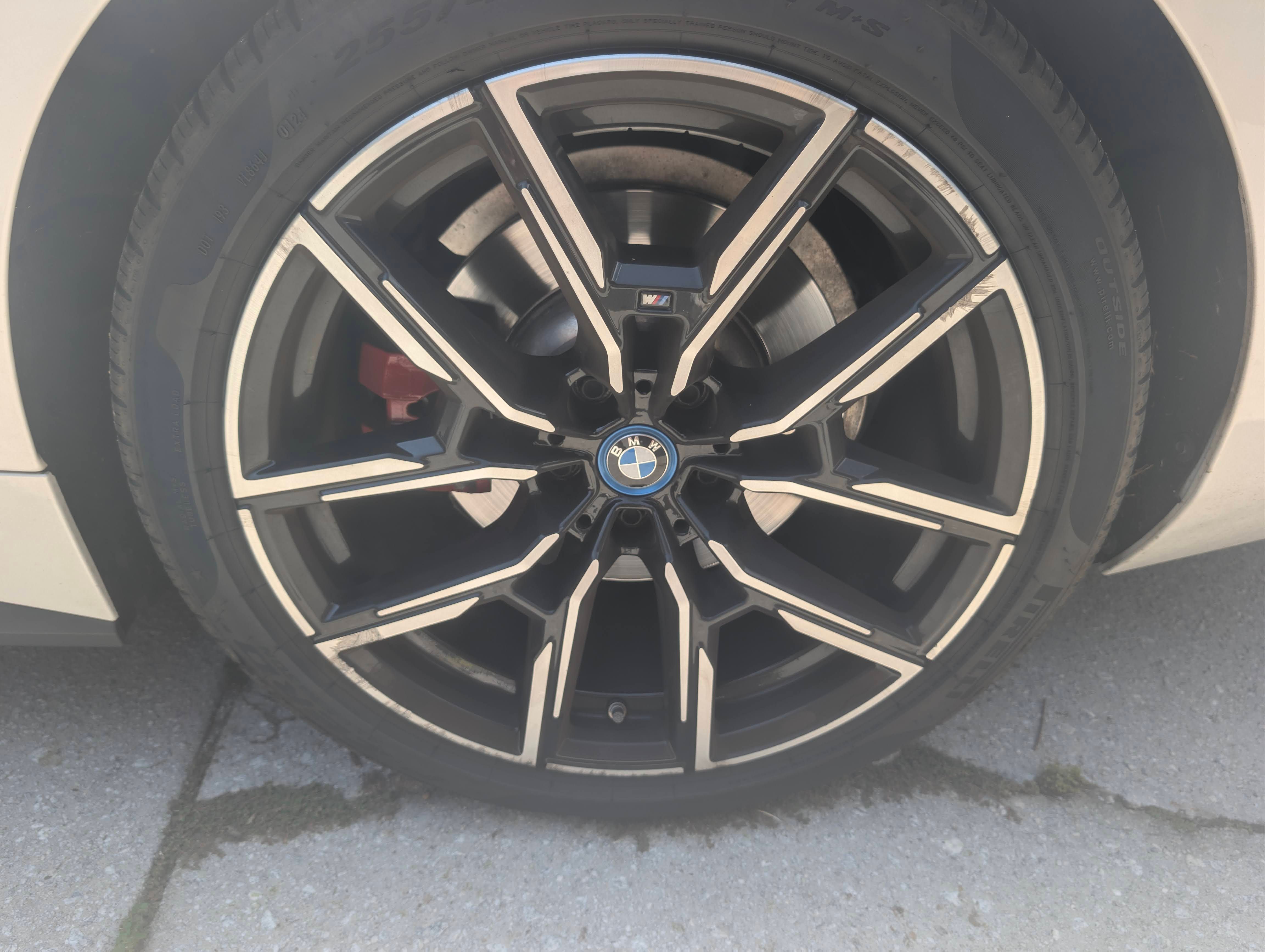 Used 2024 BMW i4 eDrive40 RWD image 14