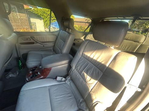 Used 2007 Toyota Sequoia Limited image 9