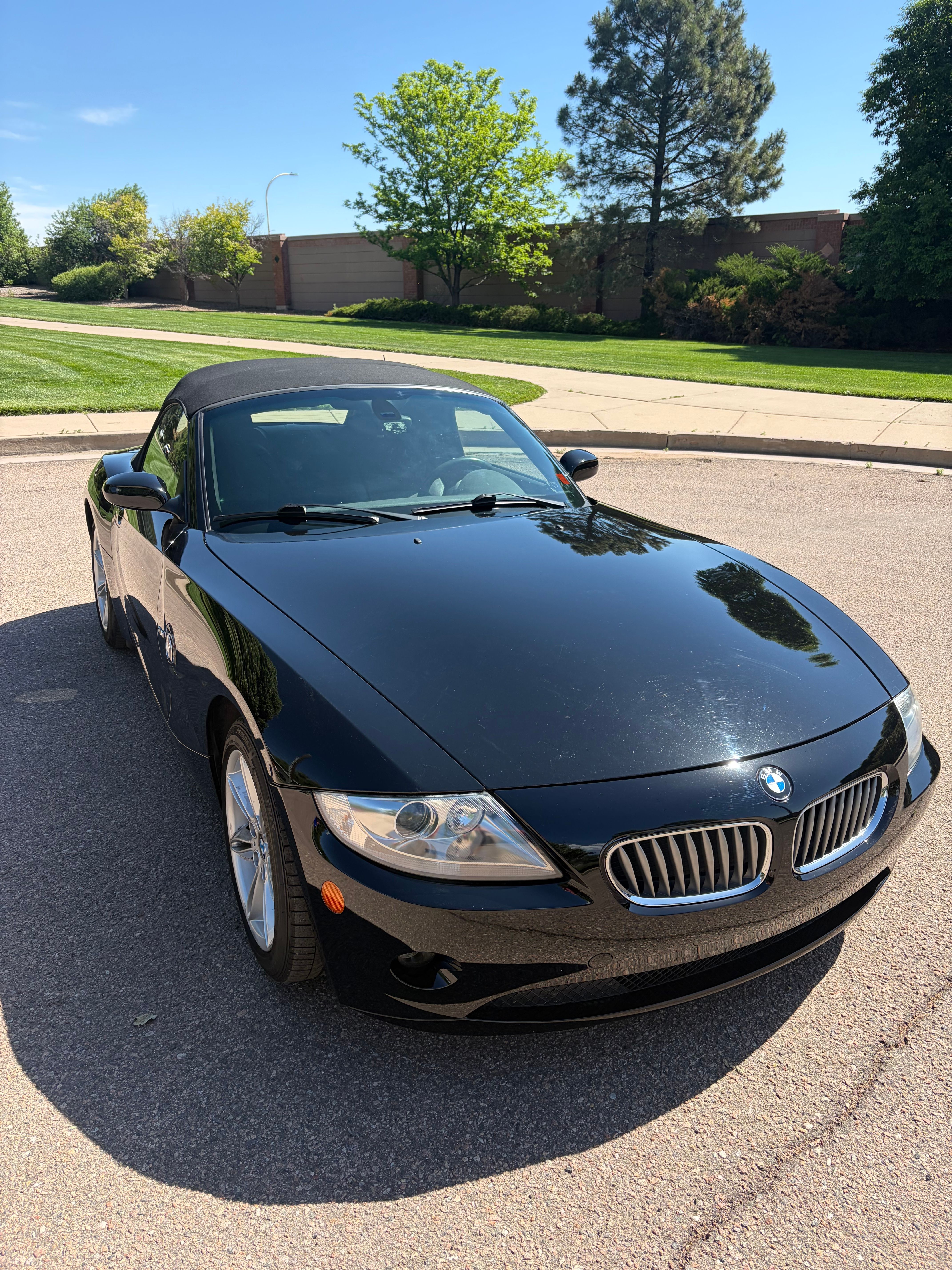 Used 2005 BMW Z4 3.0i RWD image 5