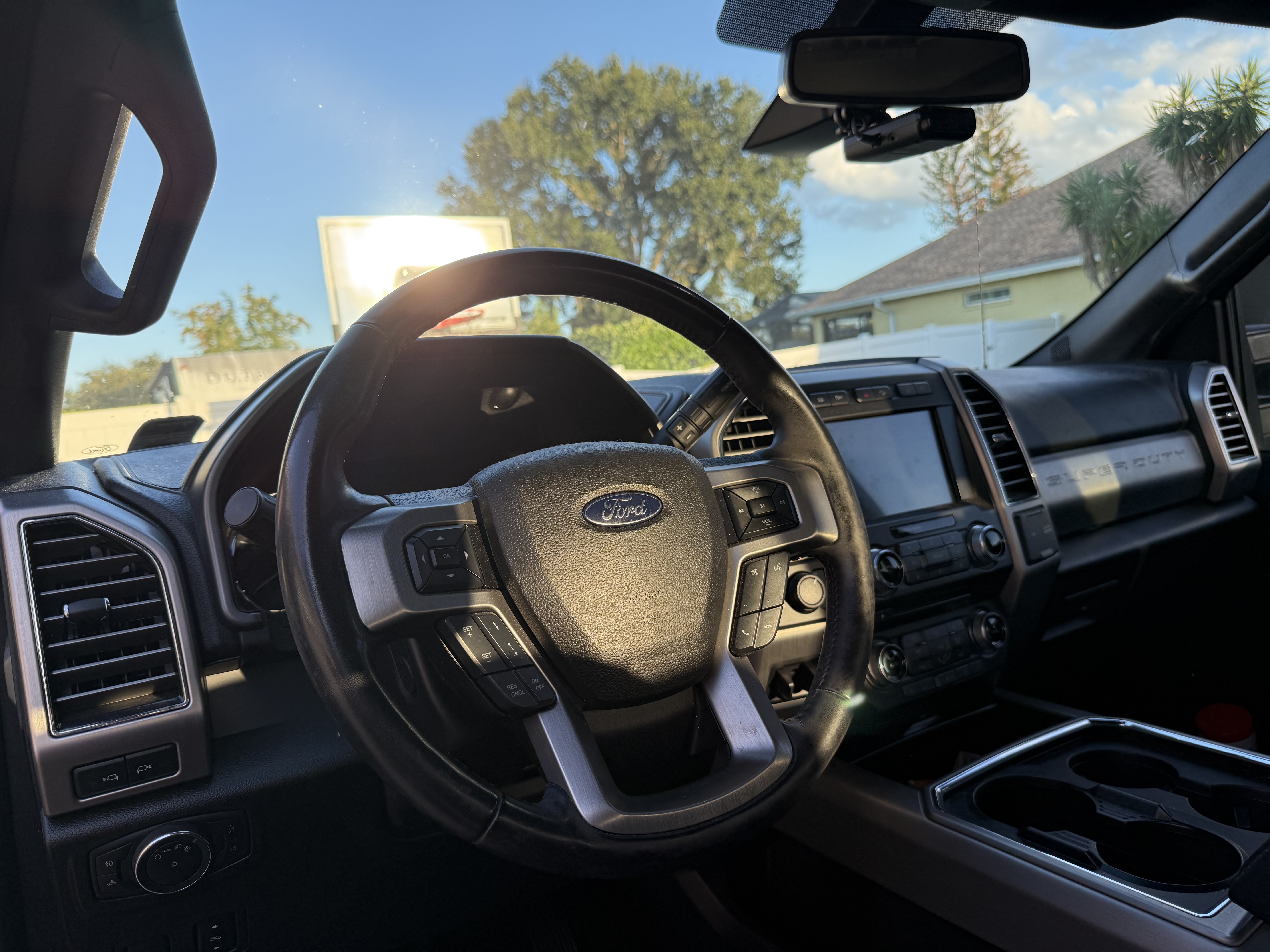 Used 2018 Ford F250 Platinum w/ Platinum Ultimate Package AWD/4WD image 17