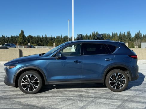 Used 2023 MAZDA CX-5 AWD 2.5 S w/ Premium Plus Pkg image 2