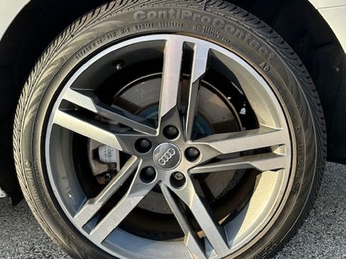 Used 2018 Audi A4 2.0T Premium Plus w/ Premium Plus Package image 30