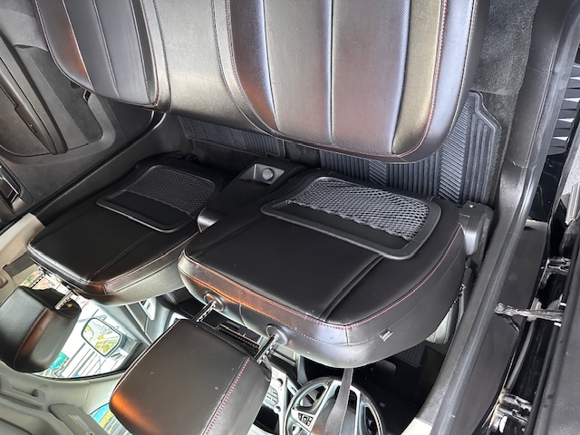 Used 2012 GMC Terrain SLT w/ LPO, Protection Package AWD/4WD image 9