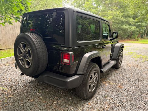 Used 2023 Jeep Wrangler Sport AWD/4WD image 6