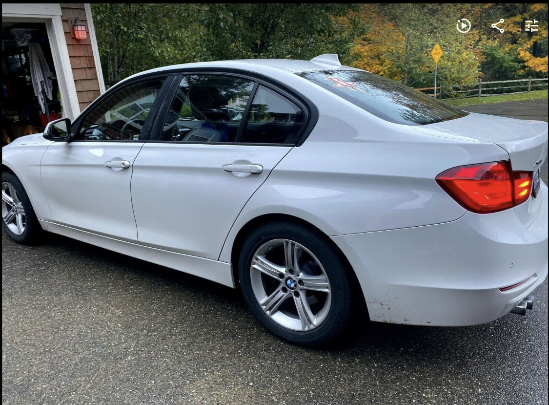 Used 2015 BMW 328i xDrive Sedan AWD/4WD image 1