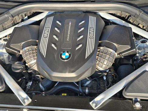 Used 2022 BMW X6 M50i w/ Executive Package image 14