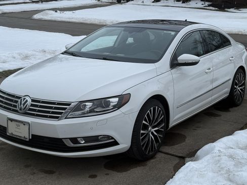 Used 2015 Volkswagen CC Executive image 1