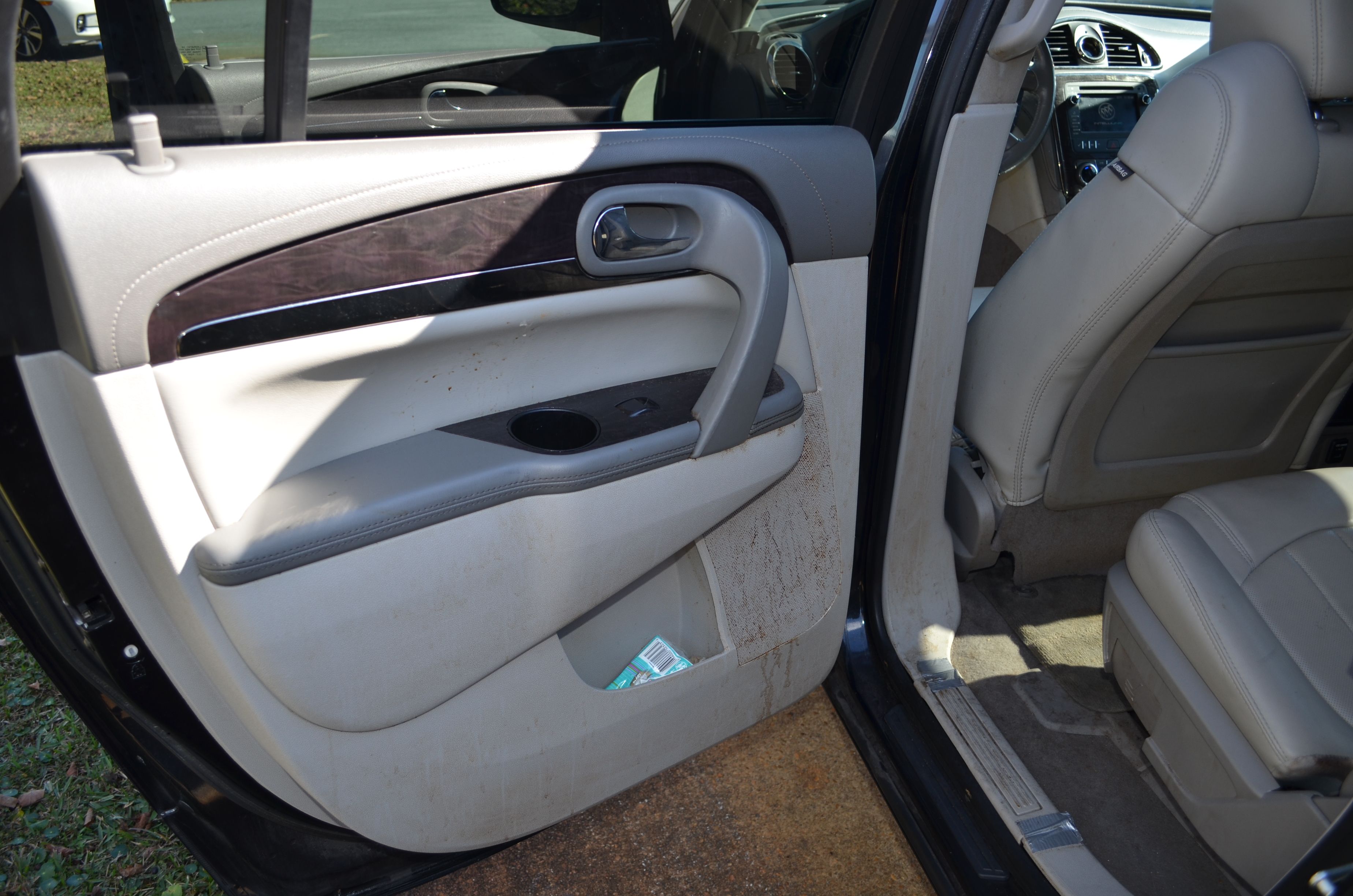 Used 2015 Buick Enclave Leather FWD image 18