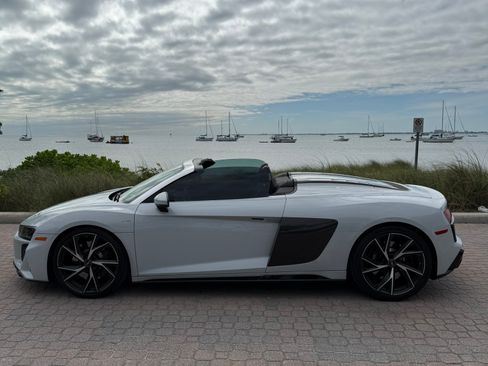 Used 2023 Audi R8 V10 performance image 11