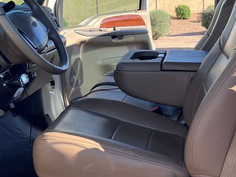 Used 2002 Ford F350 4x4 Crew Cab Super Duty image 14