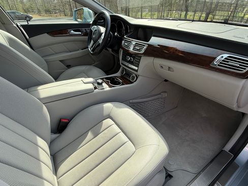 Used 2014 Mercedes-Benz CLS 550 4MATIC image 12