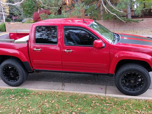 Used 2012 Chevrolet Colorado LT image 2