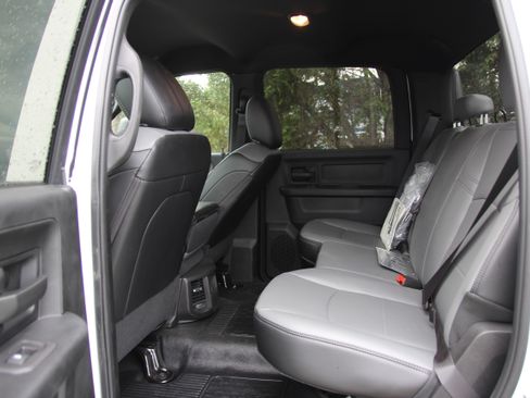 Used 2025 RAM 5500 Tradesman image 20