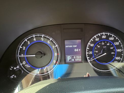 Used 2013 INFINITI G37 x Sedan w/ Premium Pkg image 12