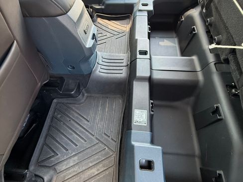 Used 2025 Ford Maverick XLT w/ Equipment Group 302A AWD/4WD image 11