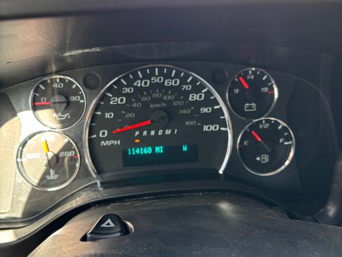 Used 2020 Chevrolet Express 2500 Extended w/ Driver Convenience Package image 11