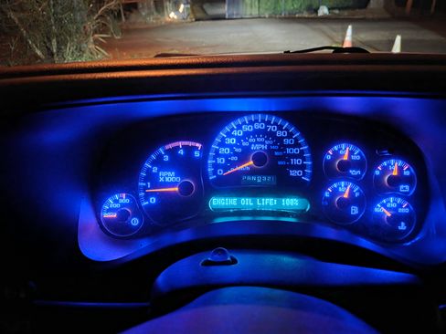 Used 2004 Chevrolet Silverado 3500 LT w/ Heavy-Duty Power Package image 12