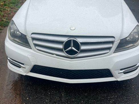 Used 2013 Mercedes-Benz C 250 Sedan image 17