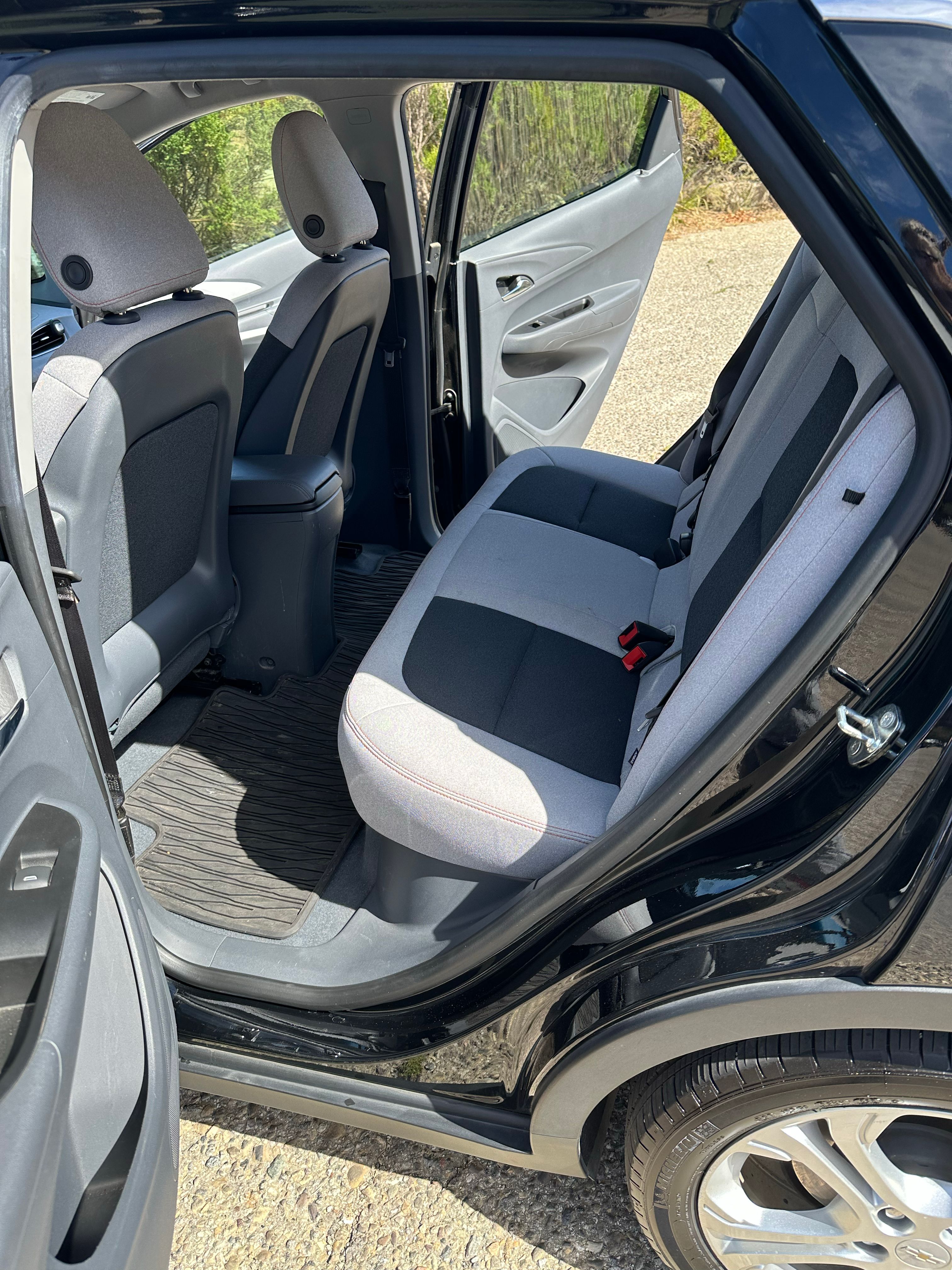 Used 2019 Chevrolet Bolt LT FWD image 16