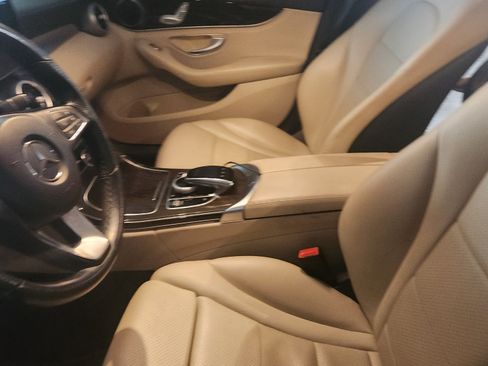 Used 2016 Mercedes-Benz C 300 Sedan image 9