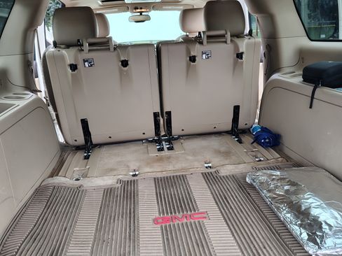 Used 2012 GMC Yukon XL Denali AWD/4WD image 13