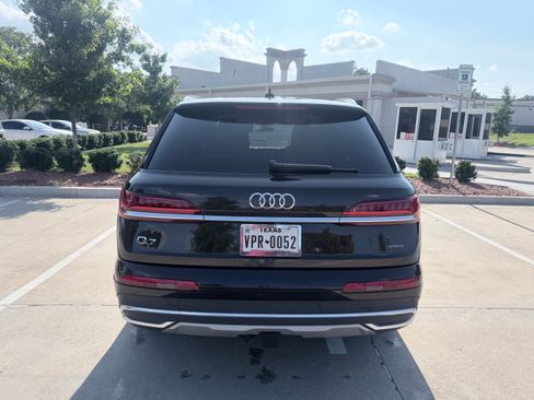 Used 2024 Audi Q7 2.0T Premium Plus w/ Premium Plus Package AWD/4WD image 2
