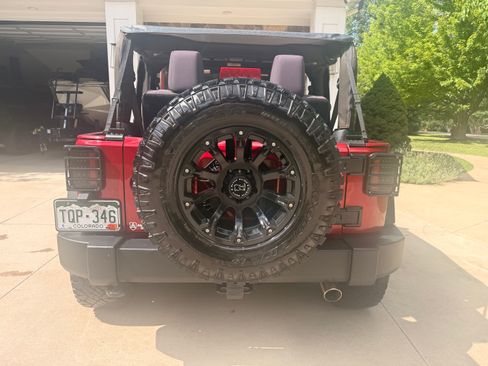 Used 2013 Jeep Wrangler Sport AWD/4WD image 4