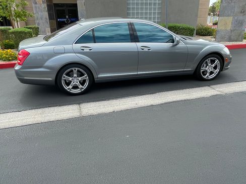 Used 2013 Mercedes-Benz S 550 image 12