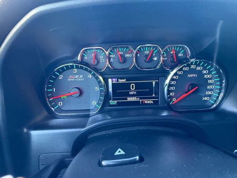 Used 2017 Chevrolet Silverado 1500 LTZ Z71 w/ Midnight Edition AWD/4WD image 12