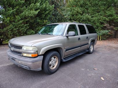 Used 2001 Chevrolet Suburban LS w/ LS Preferred Equipment Group