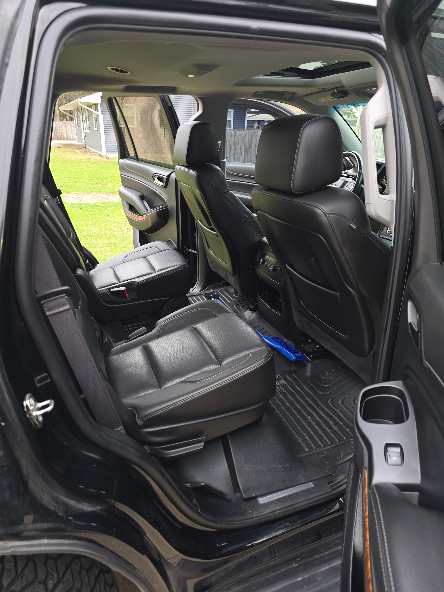 Used 2016 Chevrolet Tahoe LTZ AWD/4WD image 15