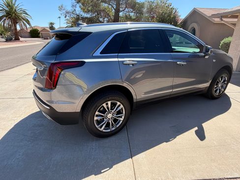 Used 2020 Cadillac XT5 Premium Luxury FWD image 6