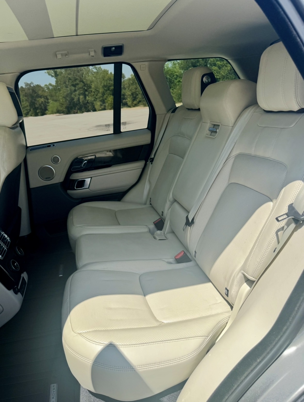 Used 2018 Land Rover Range Rover Supercharged AWD/4WD image 9