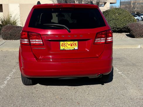 Used 2018 Dodge Journey SE w/ Blacktop Package image 8