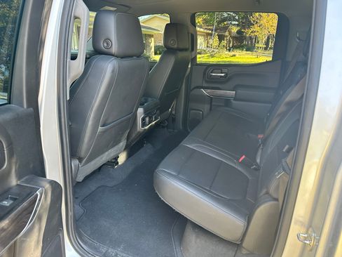 Used 2019 Chevrolet Silverado 1500 LTZ w/ LTZ Convenience Package image 11