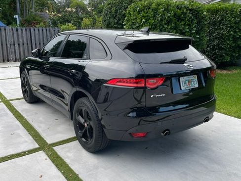 Used 2019 Jaguar F-PACE Premium AWD/4WD image 6