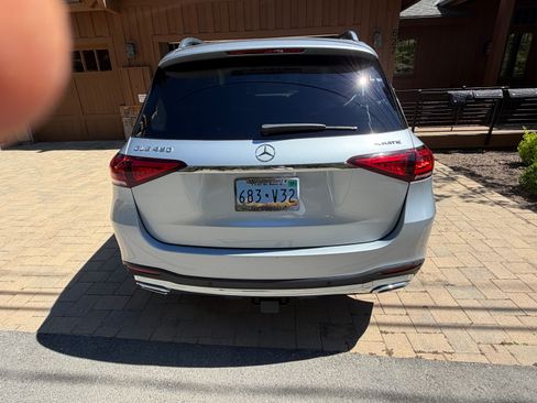 Used 2022 Mercedes-Benz GLE 450 4MATIC image 2
