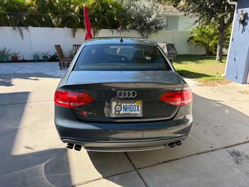 Used 2010 Audi S4 Premium Plus image 9